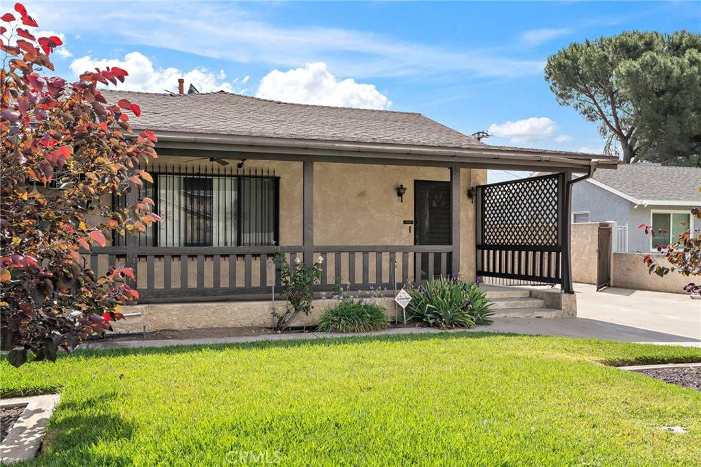 Fontana, CA 92335,9649 Grace ST