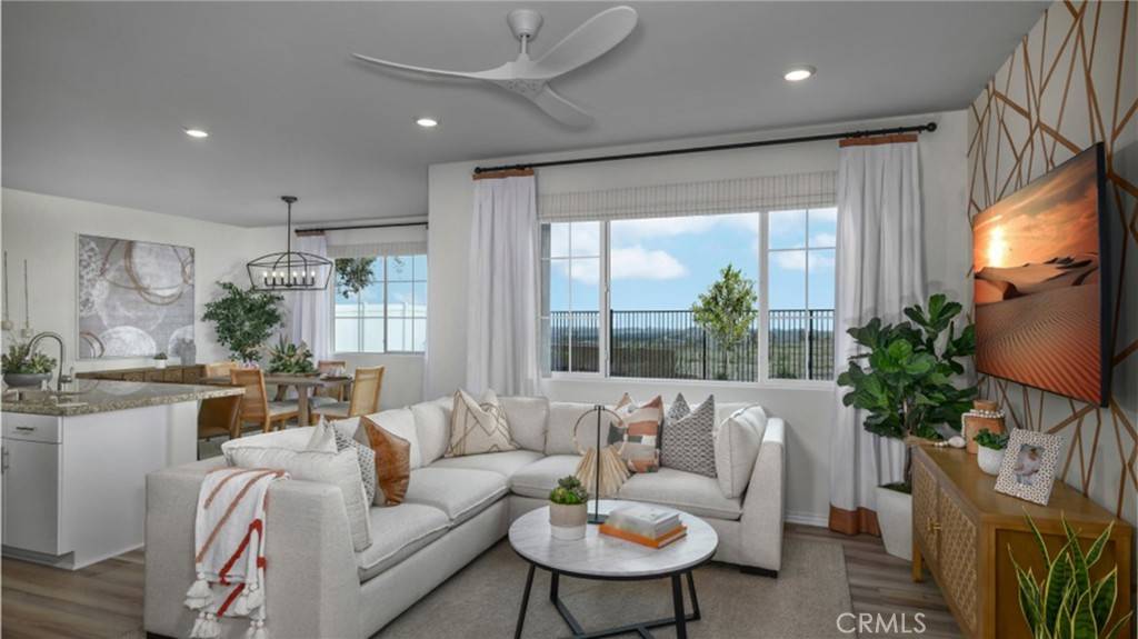 2432 Gunner Ridge WAY, Rialto, CA 92377