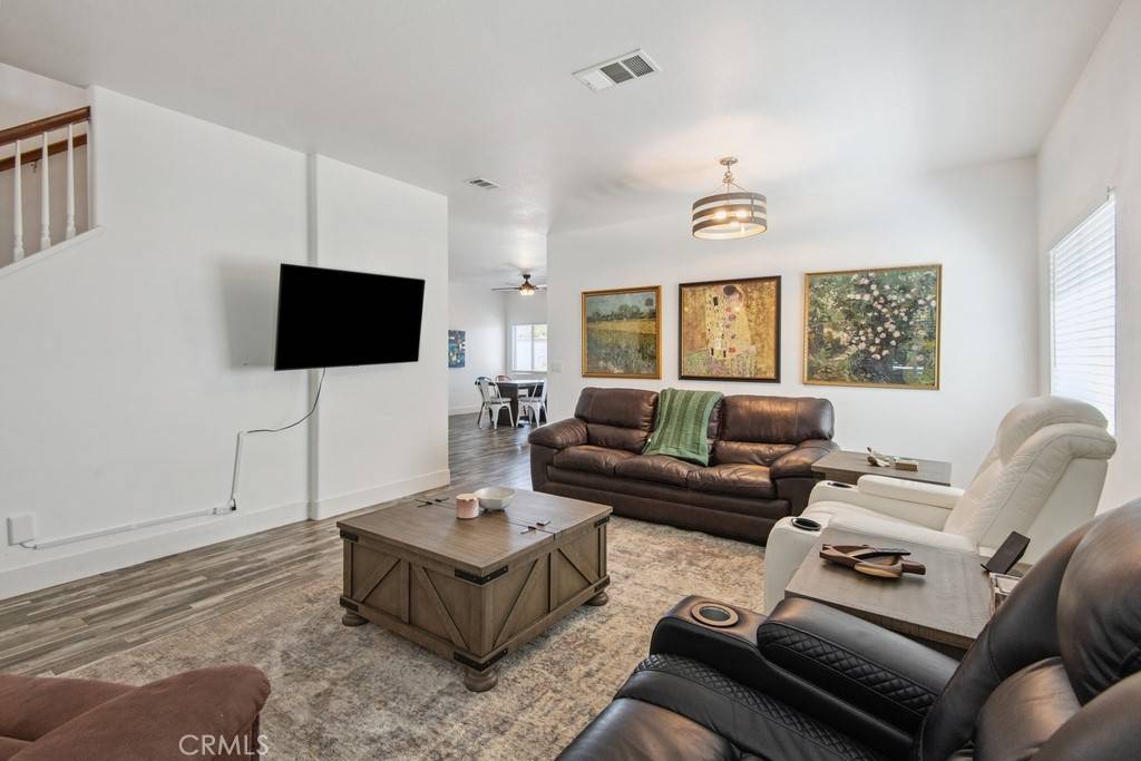 Murrieta, CA 92563,28304 Kara ST