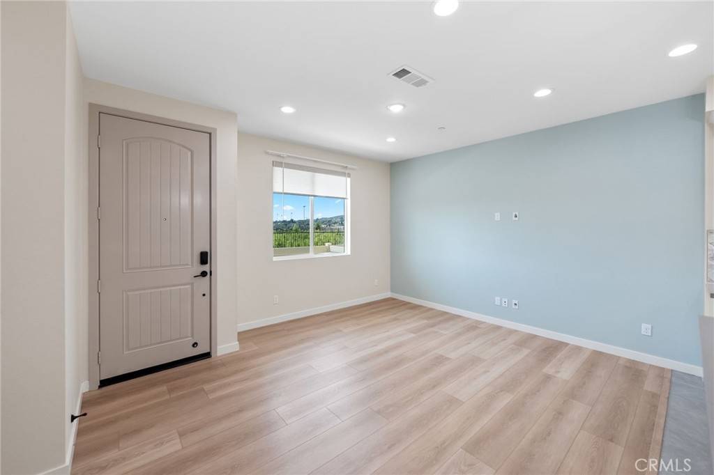 Temecula, CA 92591,32315 Tannat DR