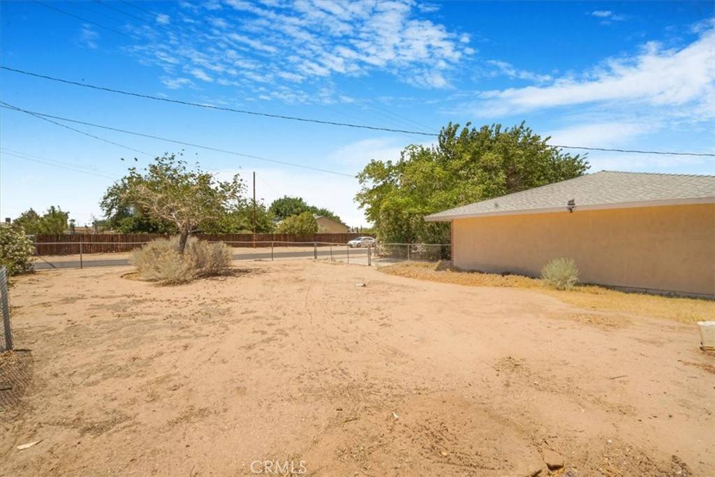 Victorville, CA 92392,14719 Luna RD