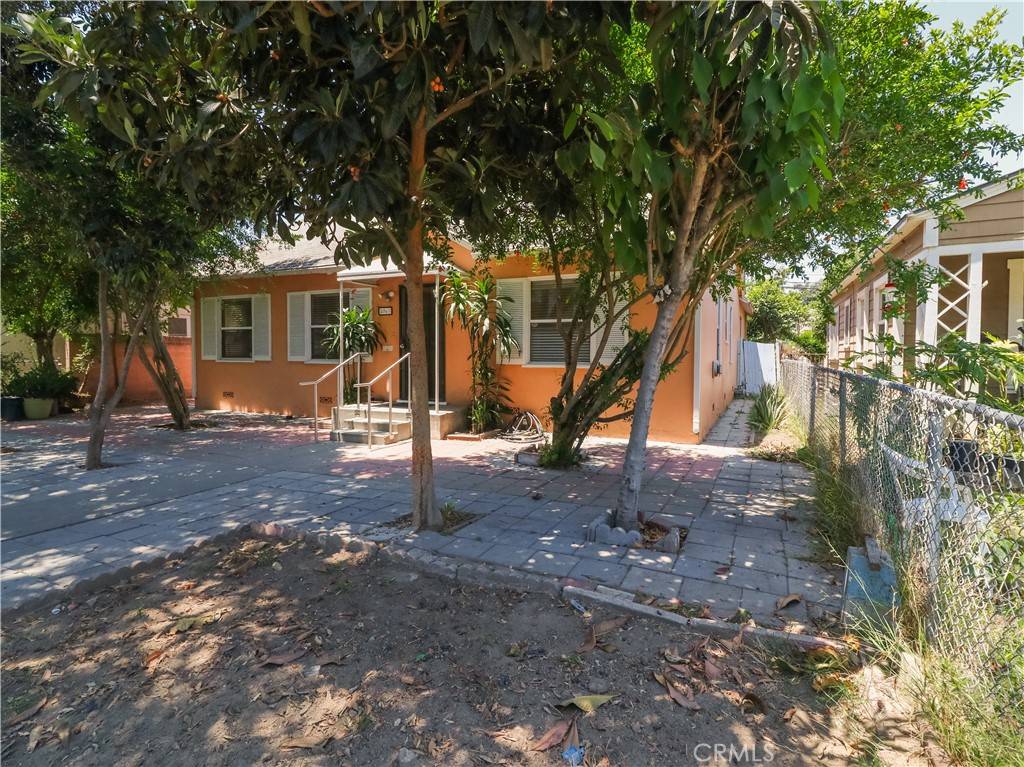 Long Beach, CA 90805,5863 Linden AVE