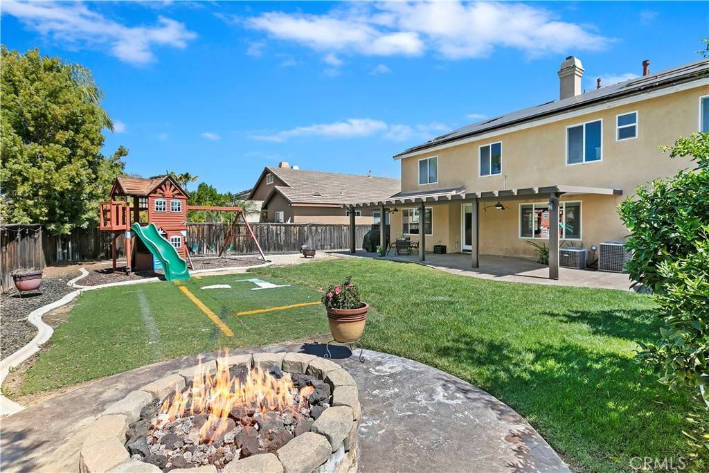 Murrieta, CA 92563,37071 Tree Ridge DR