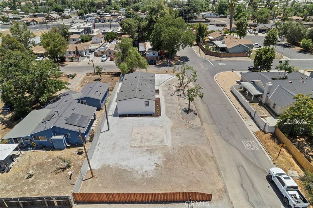 Hemet, CA 92544,43888 C st