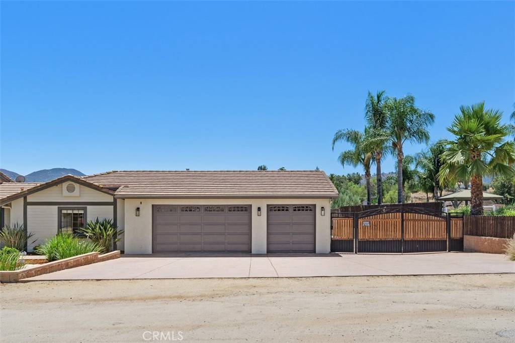 Wildomar, CA 92595,21285 Shoemaker LN