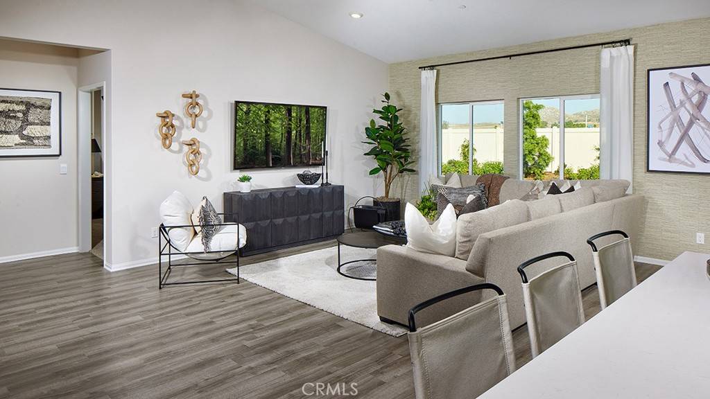Perris, CA 92571,2009 Giovanna ST