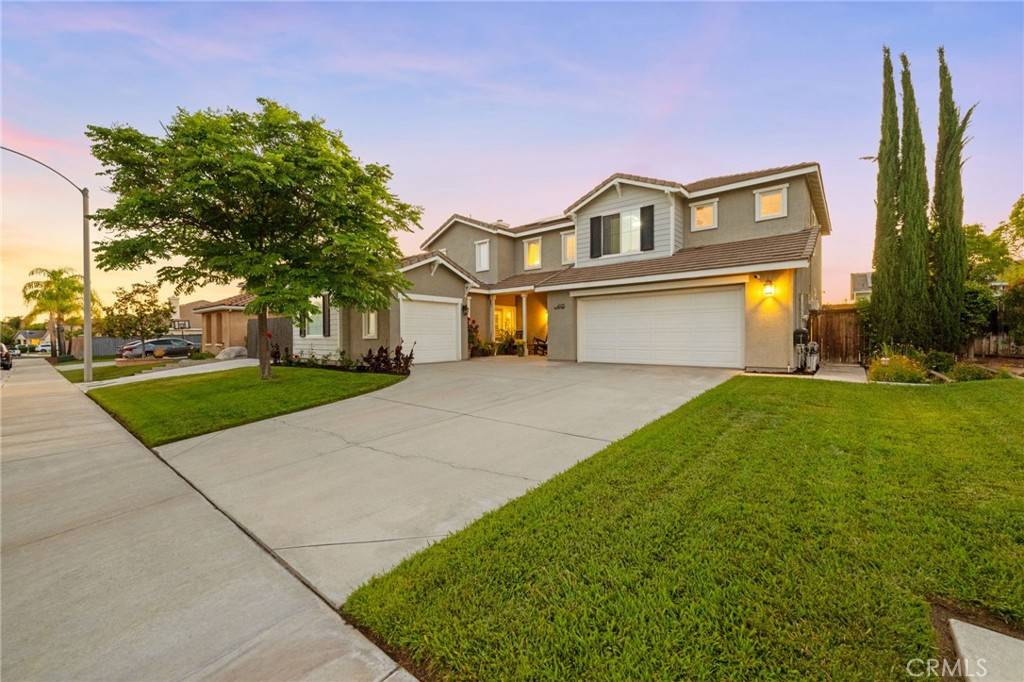 Murrieta, CA 92563,40235 Sequoia ST