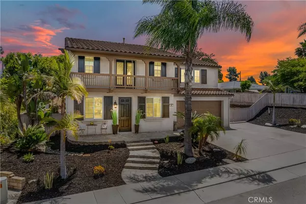 307 Palm Canyon DR, Vista, CA 92083