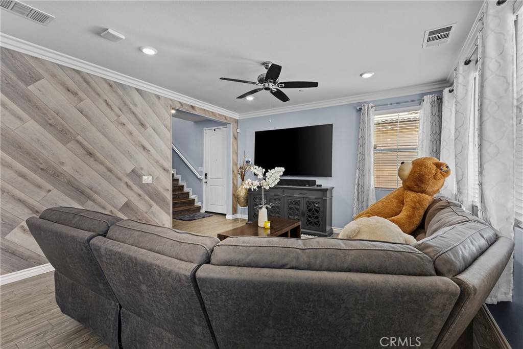 Menifee, CA 92584,30456 Village Knoll DR