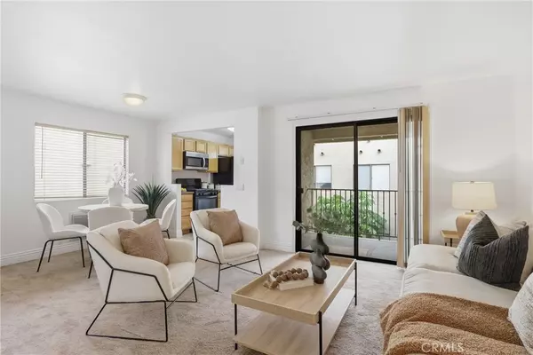 San Diego, CA 92126,10166 Camino Ruiz #32