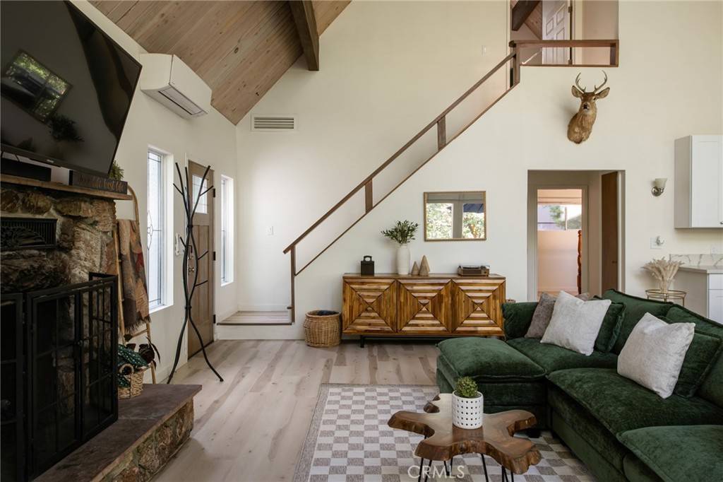 Lake Arrowhead, CA 92352,27984 St Bernard LN