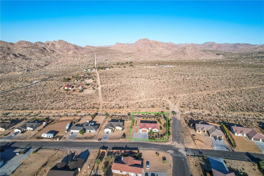 Joshua Tree, CA 92252,7765 Elwood ST