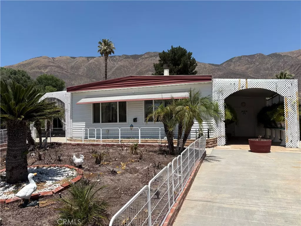 San Jacinto, CA 92583,21100 State ST #233