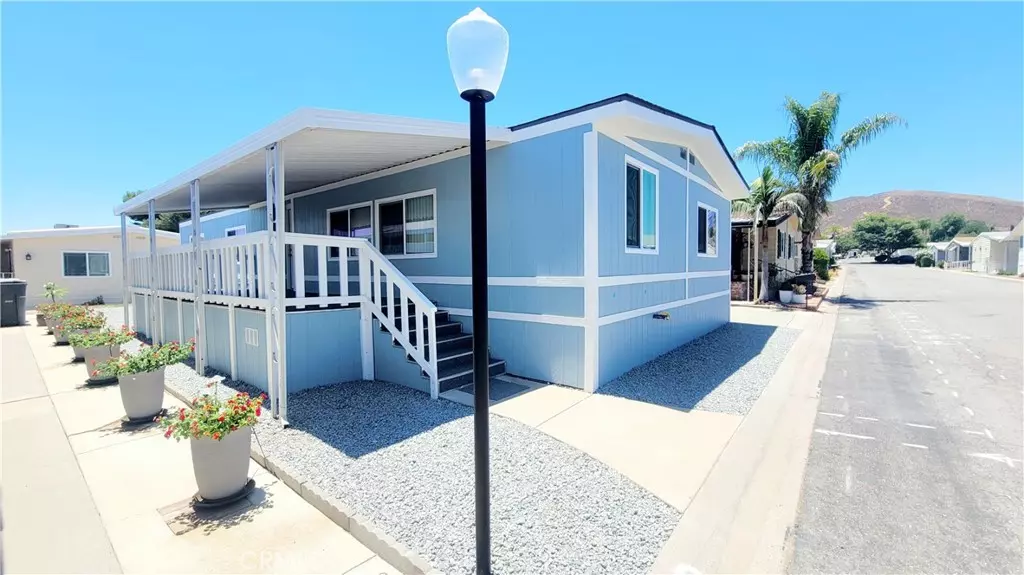 Menifee, CA 92586,27701 Murrieta RD #65