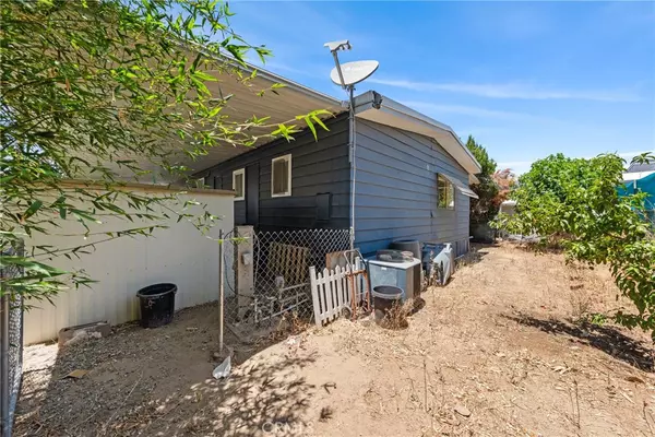 Hemet, CA 92543,1455 S State ST #282