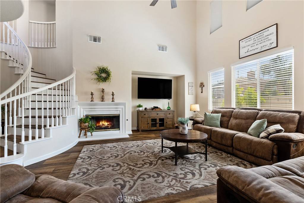 Winchester, CA 92596,31956 Via Del Paso