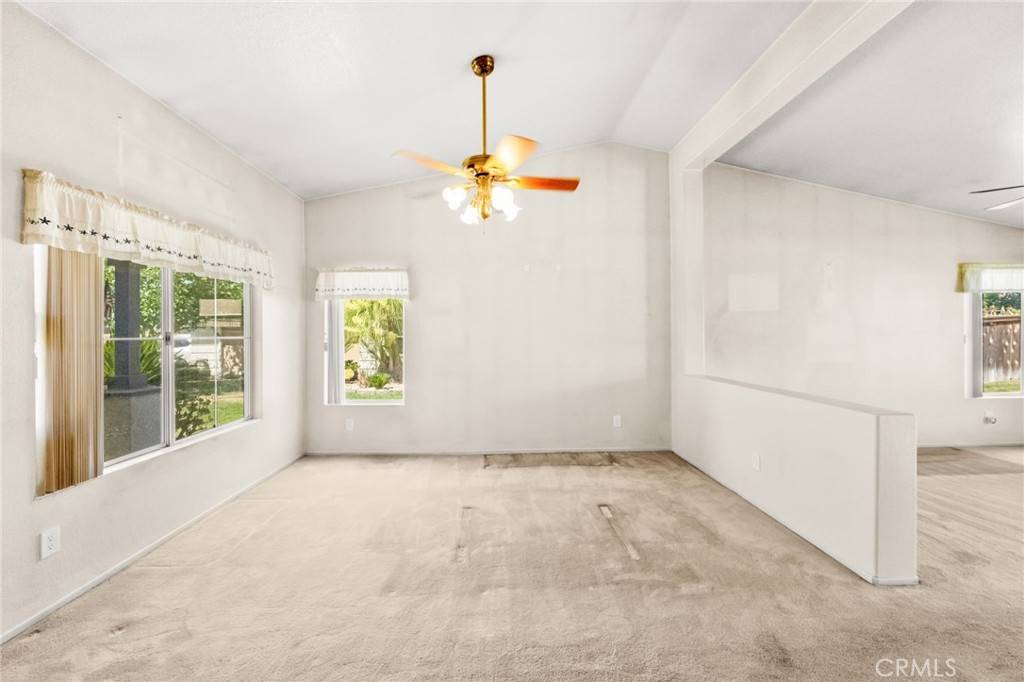 Hemet, CA 92545,2755 Cambridge AVE
