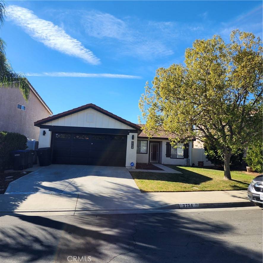 3754 Avondale ST, Perris, CA 92571