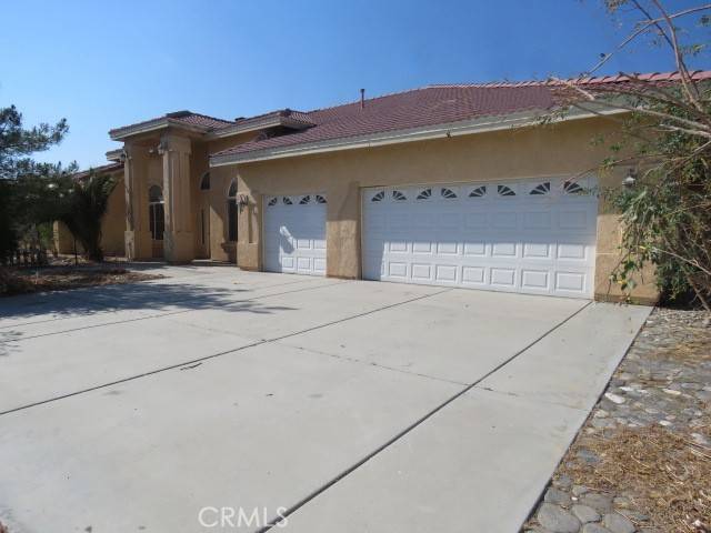 2425 Tokay RD, Phelan, CA 92371