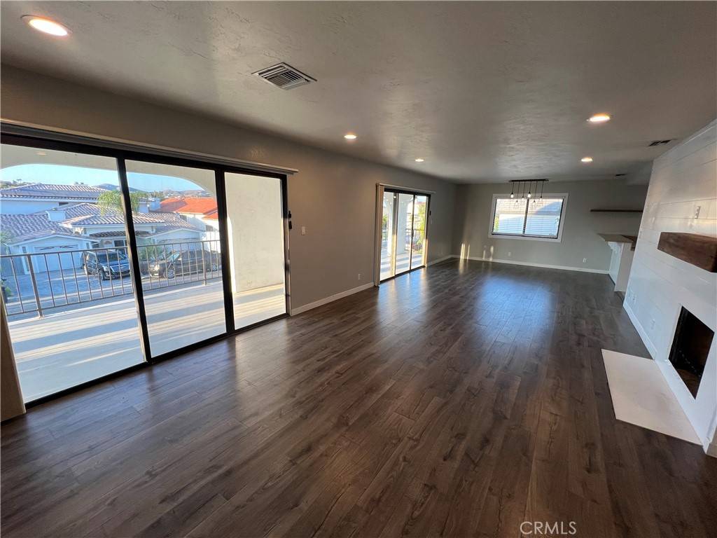 Canyon Lake, CA 92587,22993 Gray Fox DR
