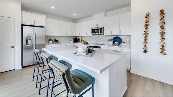 2636 Birdsong Privado AVE, Ontario, CA 91761