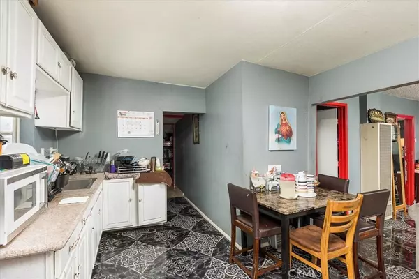 Corona, CA 92879,13680 Estelle ST