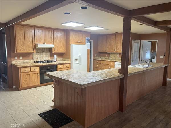 Menifee, CA 92586,28957 Glen Oaks DR