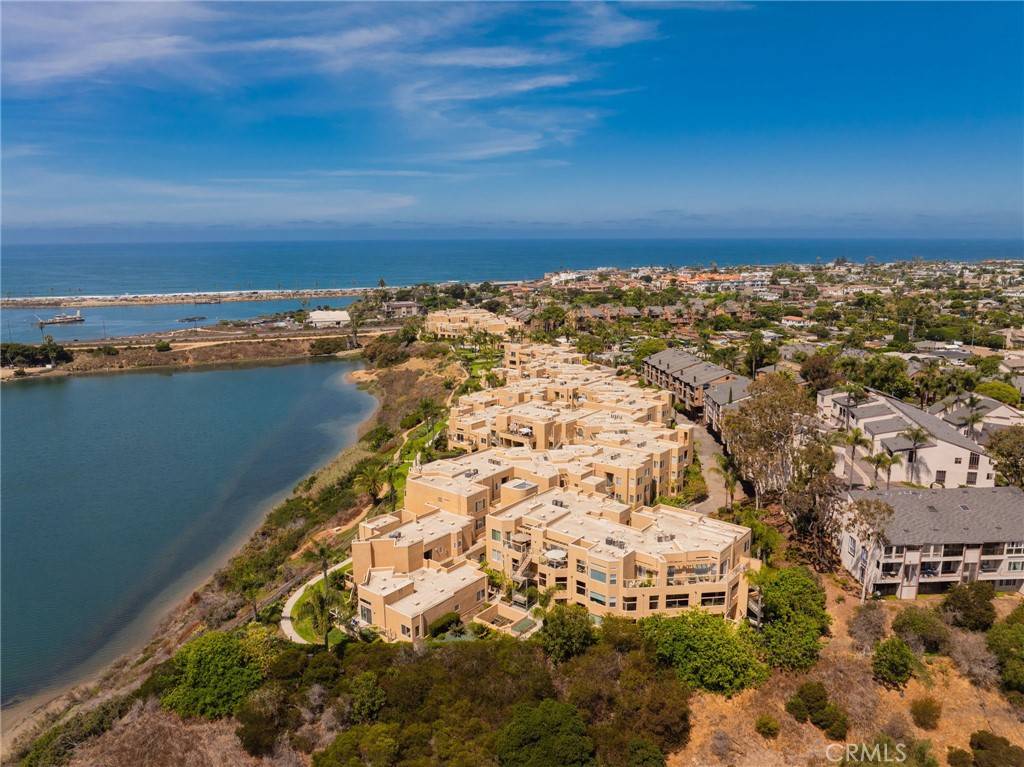 Carlsbad, CA 92008,4025 Canario ST #142