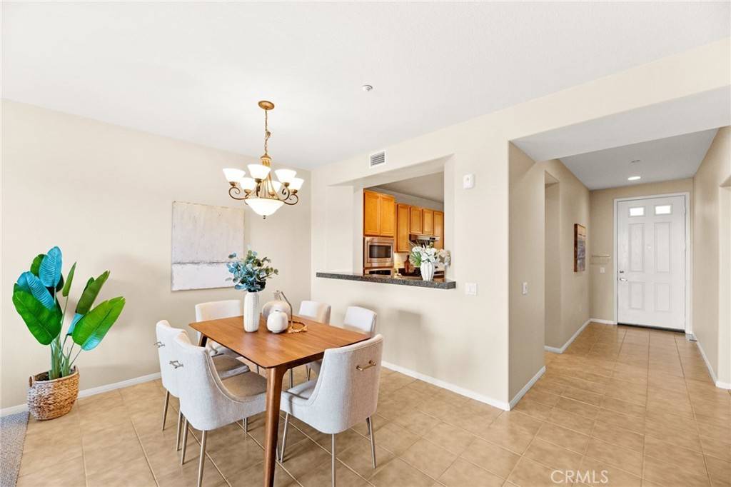 Carlsbad, CA 92008,4025 Canario ST #142