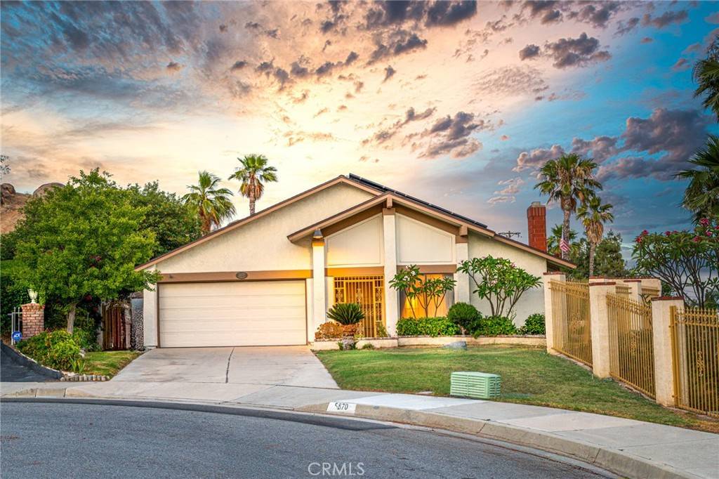 5870 Winncliff DR, Jurupa Valley, CA 92509