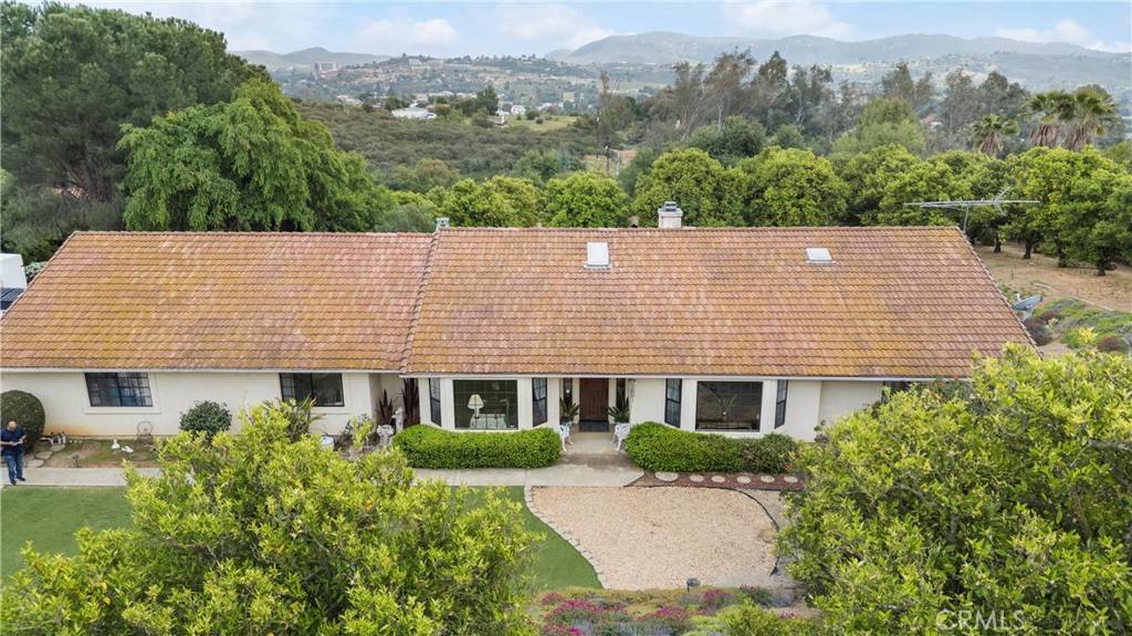 Valley Center, CA 92082,16151 Sunset Way