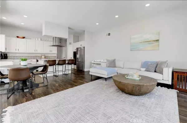 San Diego, CA 92130,5160 Caminito Exquisito