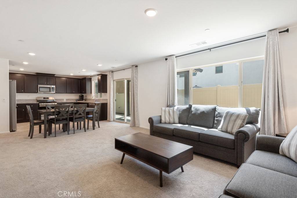 Lake Elsinore, CA 92530,32985 Middlegate PL
