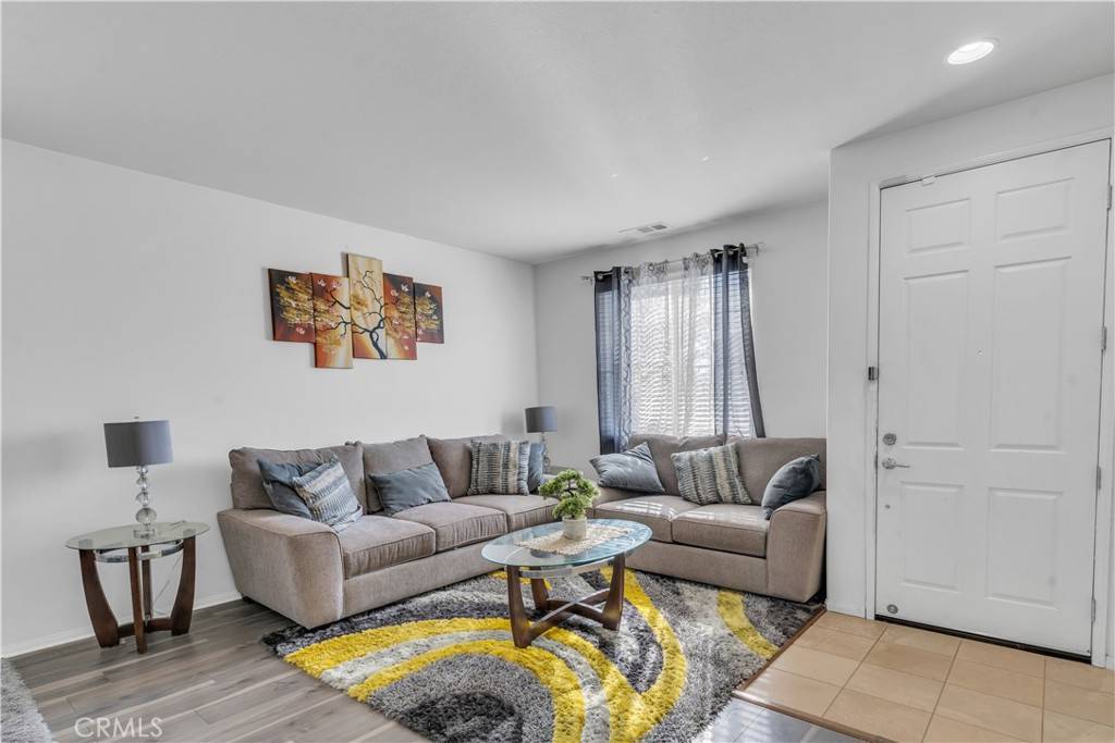 Victorville, CA 92394,16743 Desert Lily ST