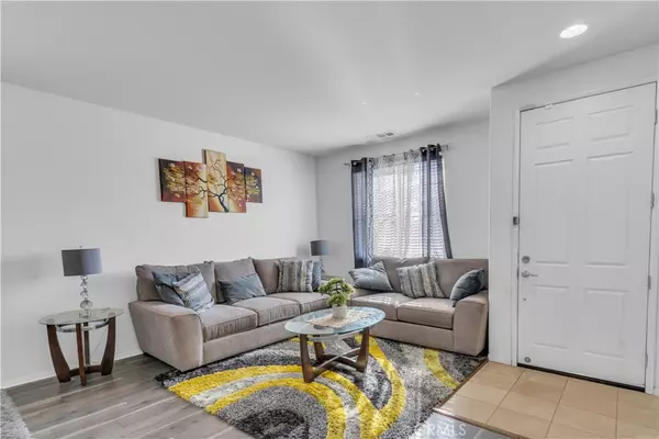 Victorville, CA 92394,16743 Desert Lily ST