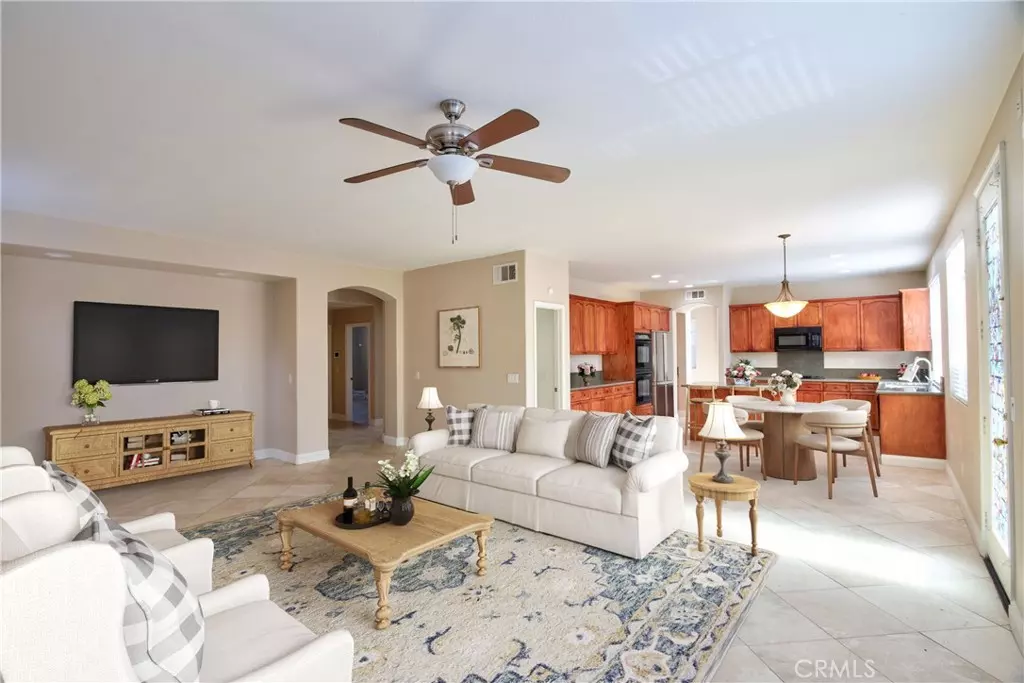 Murrieta, CA 92562,23531 Hobart CT