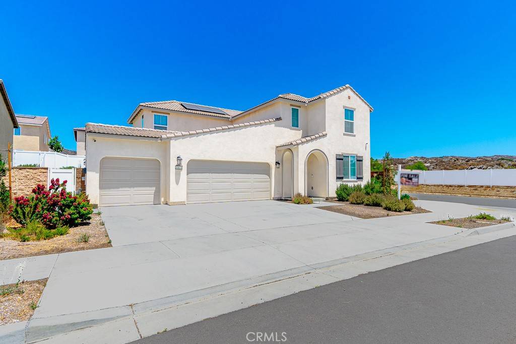 30874 Candle Lite DR, Homeland, CA 92548