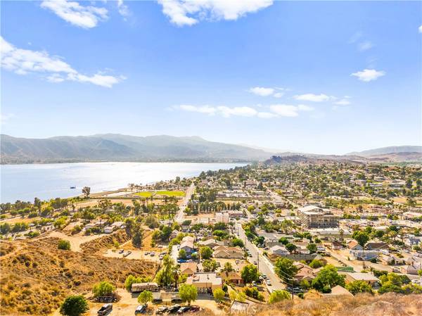 Lake Elsinore, CA 92530,250 E Prospect ST