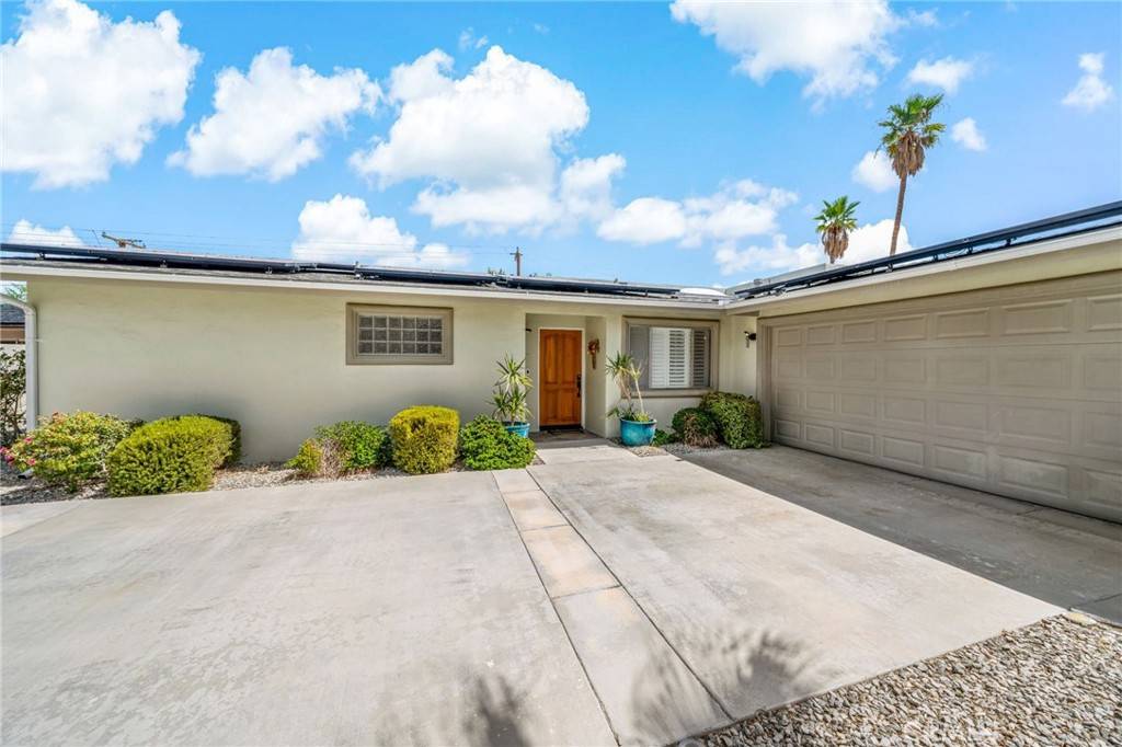 Cathedral City, CA 92234,39004 Knoll View CIR
