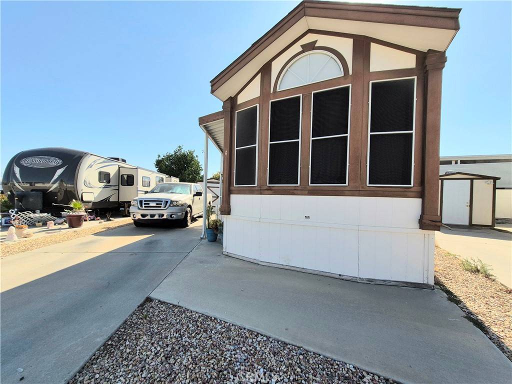 1295 S Cawston AVE #106, Hemet, CA 92545