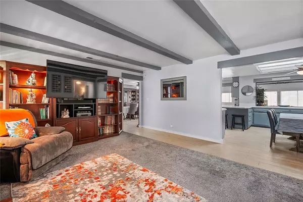 Hemet, CA 92543,30275 Santa Fe ST