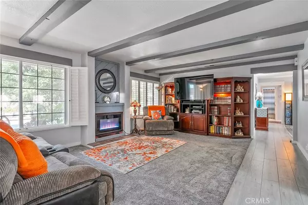 Hemet, CA 92543,30275 Santa Fe ST