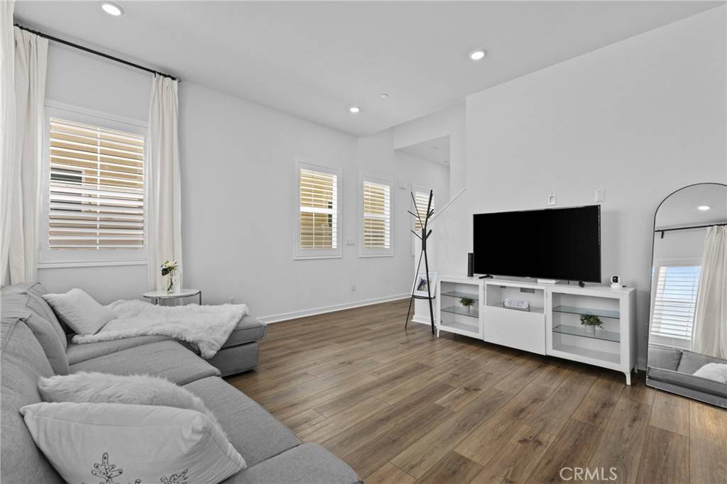 Ontario, CA 91762,4408 S. Grant Paseo