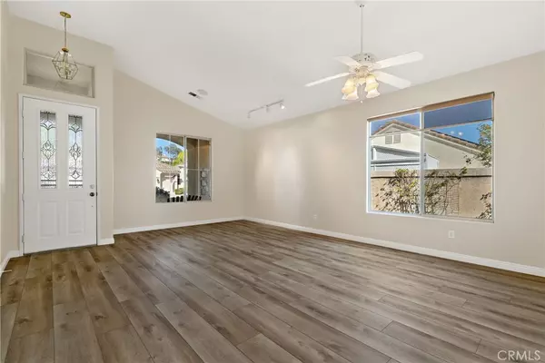 Murrieta, CA 92562,23811 VIA COMPADRES