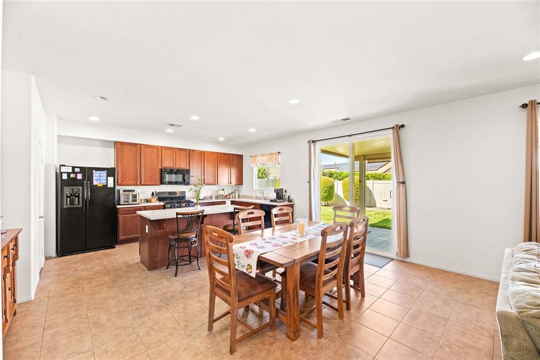 Menifee, CA 92584,31779 Yale LN