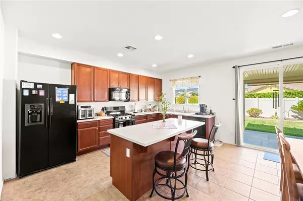 Menifee, CA 92584,31779 Yale LN