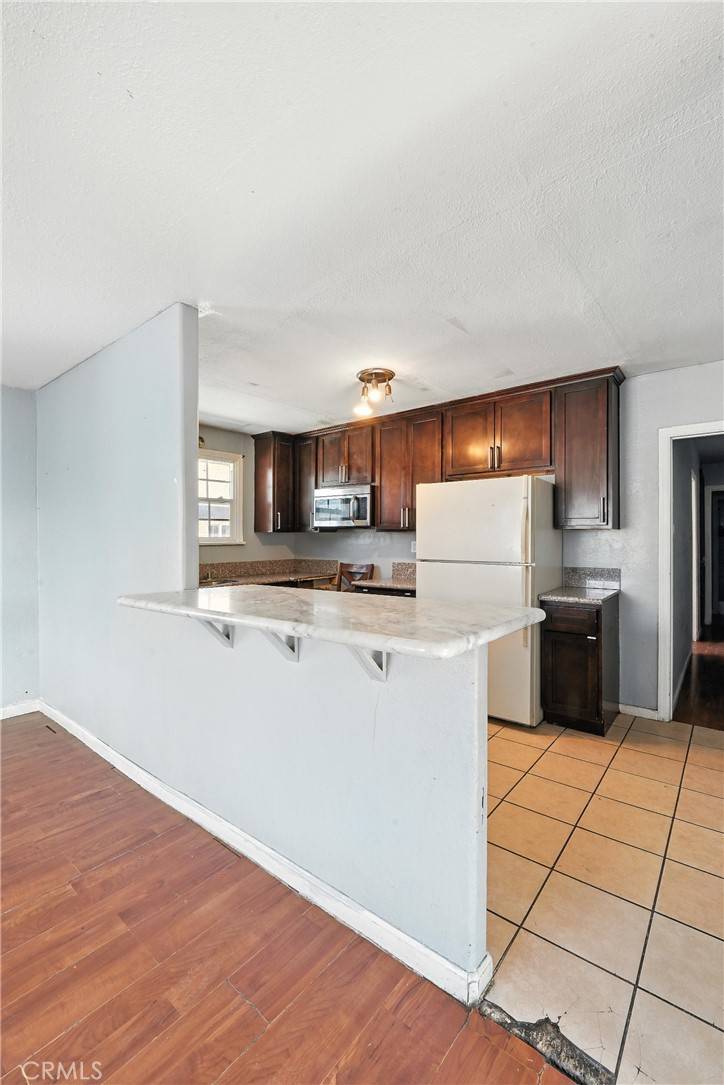 San Bernardino, CA 92411,1271 W 19th ST