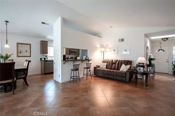 Lake Elsinore, CA 92530,32730 Royal Oak LN