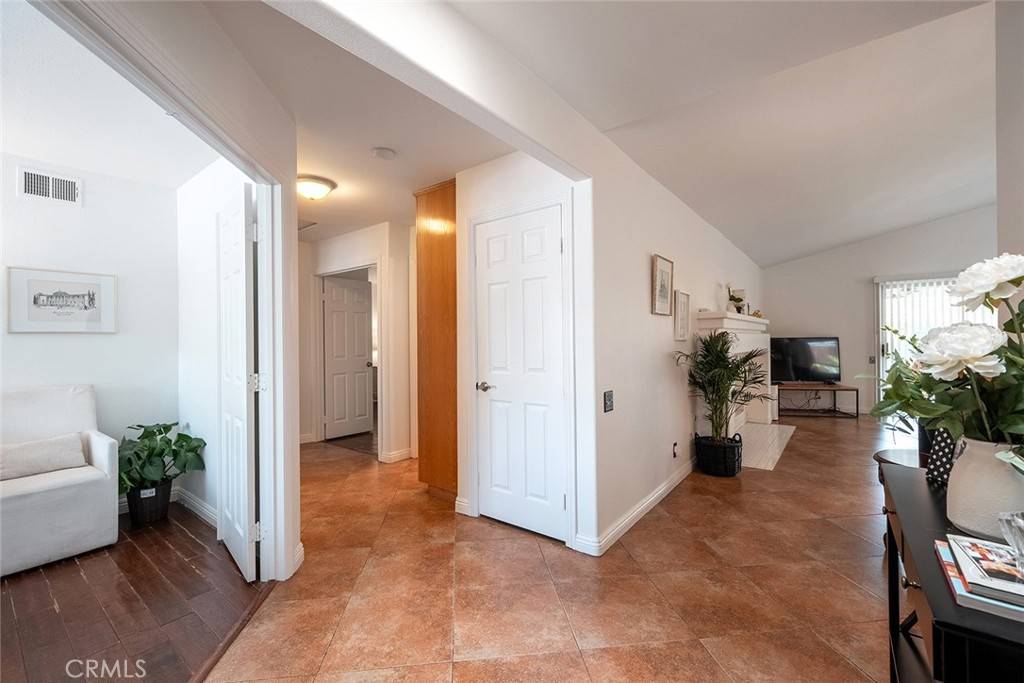 Lake Elsinore, CA 92530,32730 Royal Oak LN