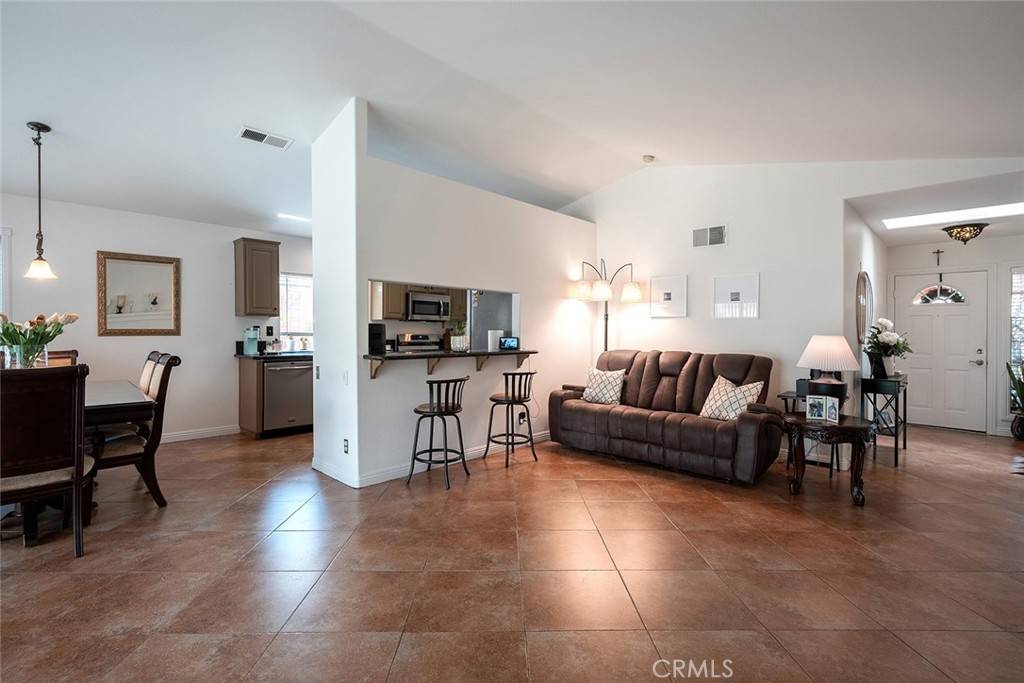 Lake Elsinore, CA 92530,32730 Royal Oak LN